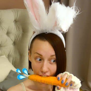 Indy Lix Babe Page Watch This Pornstar On FreeOnes