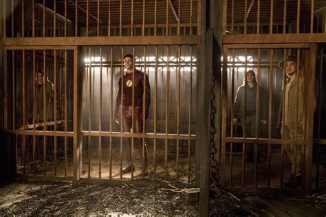 The Flash Season 3 Episode 13 Preview Attack On Gorilla City Photos