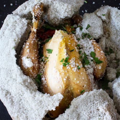 Poulet de Janzé en croûte de sel Les Fermes de Janzé