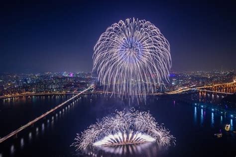 3년 전보다 더 풍성···한화 서울세계불꽃축제가 온다 머니투데이