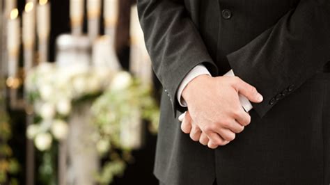 17 Behind The Scenes Secrets Of Funeral Directors Mental Floss