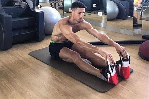 Cristiano Ronaldo Tiene Locos A Los Italianos Con Su Método De