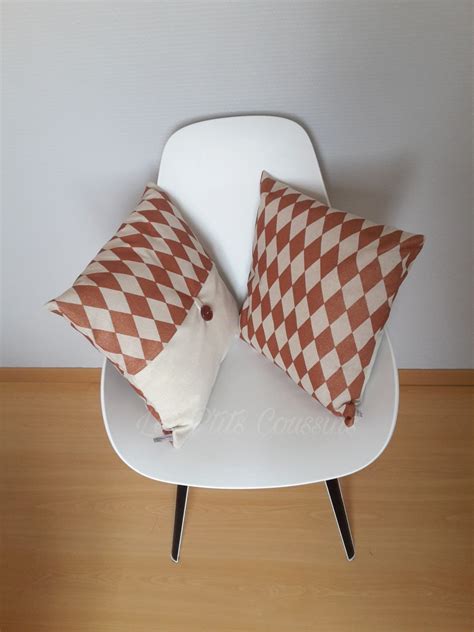 Coussin Motifs G Om Triques Terracotta Et Lin La Boutique Les Ptits