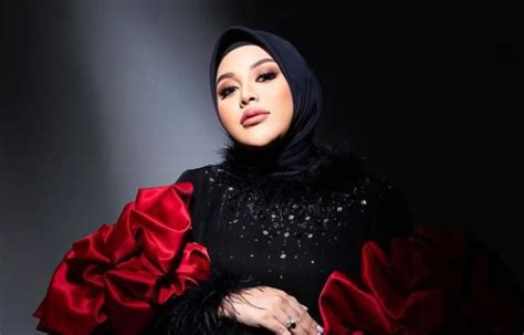 aurel hermansyah biodata wiki age husband kids family height net