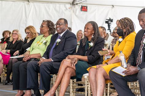 Scoe Gallery School Dedicated For Nathaniel S Colley Sr