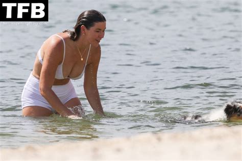 Brittany Hockley Flaunts Her Sexy Tits On The Beach In Sydney 50