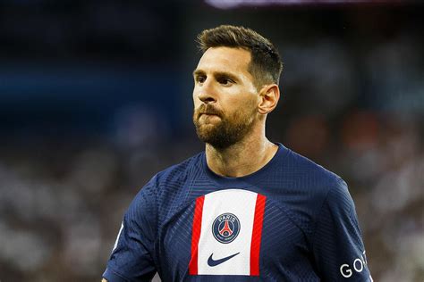 Foot PSG Le scandale Lionel Messi lEspagne se déchire Foot 01