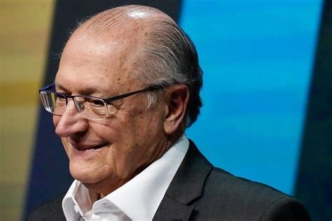 Decisão judicial cumpre se né diz Alckmin sobre emendas Pix