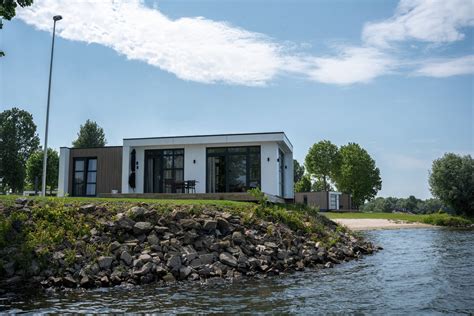 Tiny River House MarinaPark Bad Nederrijn