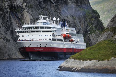 Hurtigruten L Sst Bis Zu Neun Schiffe Auf Hybriden Lng Und Akkubetrieb