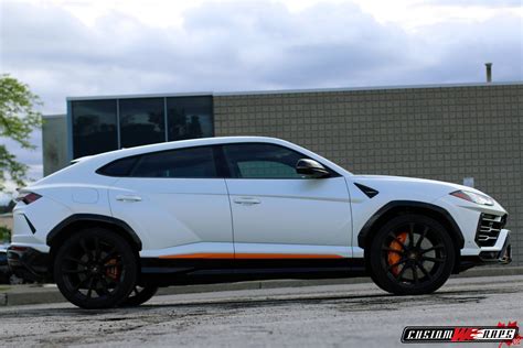 Lamborghini Urus Satin Pearl White - CUSTOMWRAPS.CA