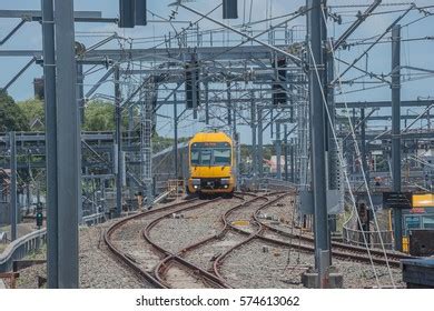 844 Sydney Train Commuters Images, Stock Photos & Vectors | Shutterstock