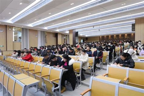 2022 2023学年度第二学期开学全体教职工集中大会 校园新闻 贵阳市新世界学校