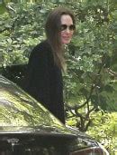 Brad Pitt and Angelina Jolie Spotted in a Tesla Model S - autoevolution