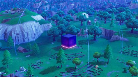 Now The Fortnite Cube Is Glowing And Emitting A Low Gravity Dome Pcgamesn