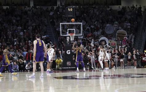 "Fakest #11 ranking I've seen": College hoops fans lash out at South ...