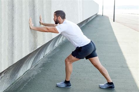 Comment étirer son tendon d Achille en position assise et quand pas