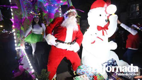 Video Así Se Vive El Desfile Navideño En Toluca La Jornada Estado