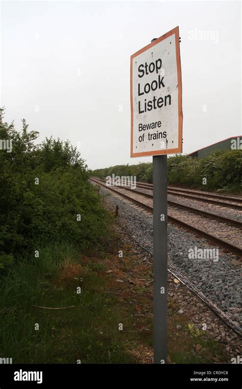 Public Unguarded Railway Pedestrian Crossing Sign Stock Photo Alamy