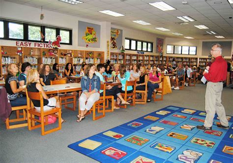 Rotarians feed breakfast to teachers, staff at Lady Lake Elementary ...