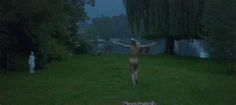 Vanessa Kirby The White Widow In Mission Impossible Nude And Sexy Video And Photos