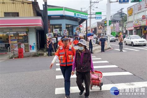 桃警推動路口「車輛慢看停、行人停看聽」 建構良善、人本的安全穿越文化 蕃新聞