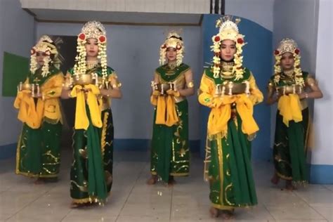 Foto Tari Tradisional Kalimantan Selatan Yang Masuk Dalam Daftar