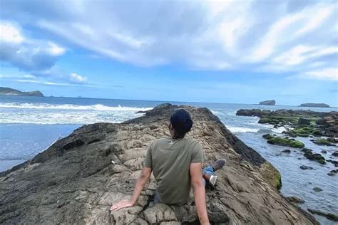 Misteri Dibalik Pesona Pantai Watu Ulo Jember Berasal Dari Kisah Naga