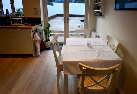 Sandy Heels Holiday Cottage Harbourside Holiday Accommodation