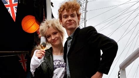 A Timeline Of Thomas Brodie Sangster And Talulah Rileys Relationship