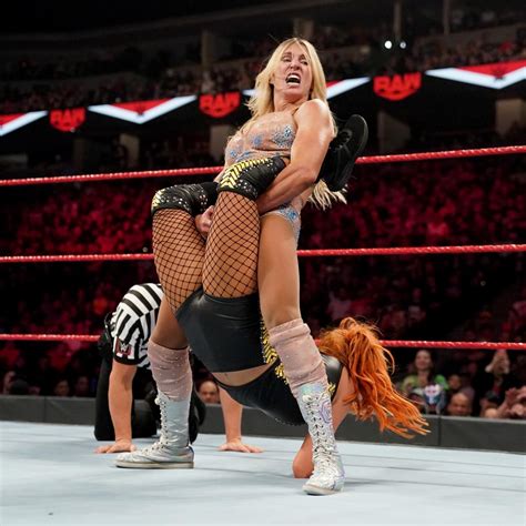 Raw 10 14 19 Charlotte Flair Vs Becky Lynch WWE Photo 43139258