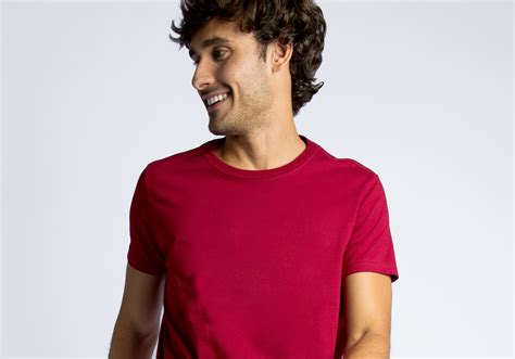 Looks Camiseta Vermelha Masculina Para Te Inspirar Taco Blog