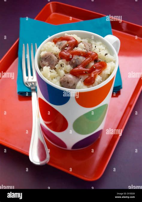 Student Meal Sausage Mashed Potato Hi Res Stock Photography And Images