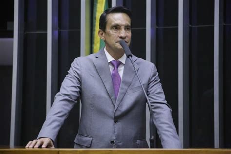 Comissão de Desenvolvimento Econômico elege deputado Sidney Leite para