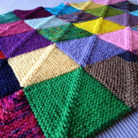 Knitting Squares For Blankets Free Patterns Knitting In Squares Is A ...