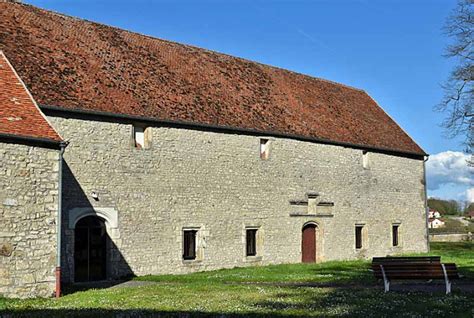 CHATEAU DE BOURBONNE LES BAINS BOURBONNE LES BAINS Haute Marne