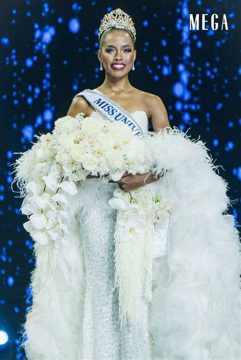 The New Miss Universe Philippines 2024 Is Chelsea Manalo In 2024 Miss