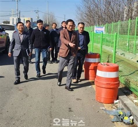 정장선 평택시장 고덕 삼성산업단지 쓰레기 무단투기 현장 방문 ‘해결방안 모색오늘뉴스