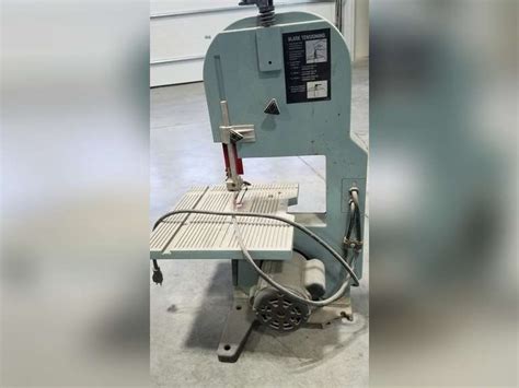 Delta Model 28 180 Bench Band Saw Adam Marshall Land And Auction Llc