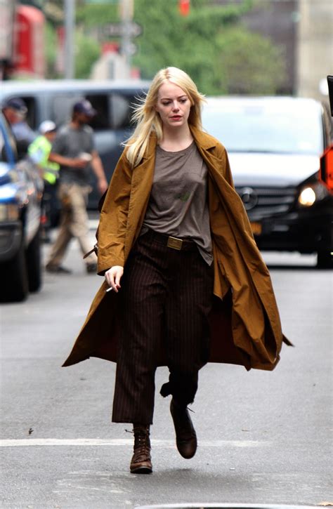 Emma Stone Shooting Scenes On The Set Of Maniac In NYC 08 15 2017