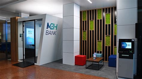 Ügyintéző nélküli ügyfélszolgálatokat nyit az MBH Bank Portfolio hu