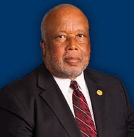 Mississippi U.S. Rep. Bennie Thompson asks Gov. Bryant to withdraw ...