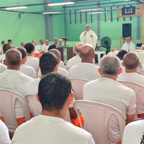 Dom Gregório Paixão Arcebispo da Arquidiocese de Fortaleza visita