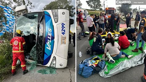 Terrible volcadura de autobús deja 20 pasajeros lesionados frente al