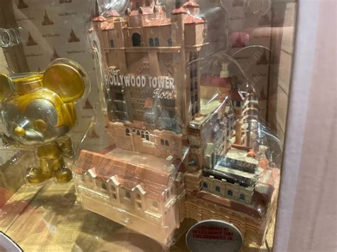 New Funko POP! 50th Anniversary Tower of Terror and Mickey Figure Set ...