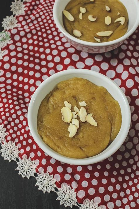 Atta Halwa Recipe Wheat Aate Ka Halwa Spice Up The Curry