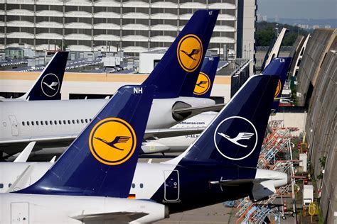 Streik zwingt Lufthansa fast alle Flüge in Deutschland zu streichen