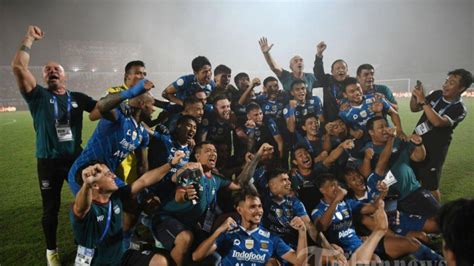 Kaleidoskop Persib Bandung 2024 Juara Liga 1 Setelah 1 Dekade Menanti