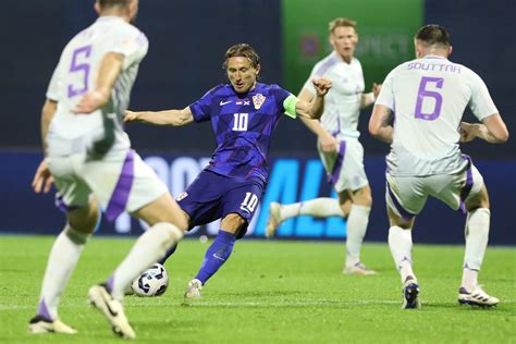 Slobodna Dalmacija Luka Modrić nastupom protiv Škota preskočio na