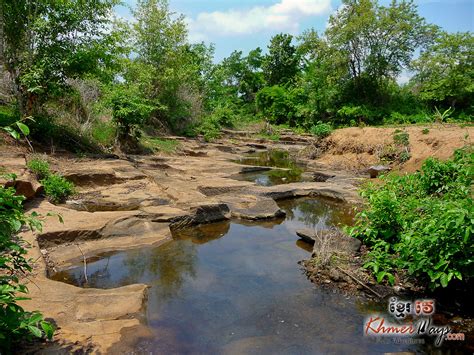 Cambodia tour Kulen mountain national park motorbike scooter nature